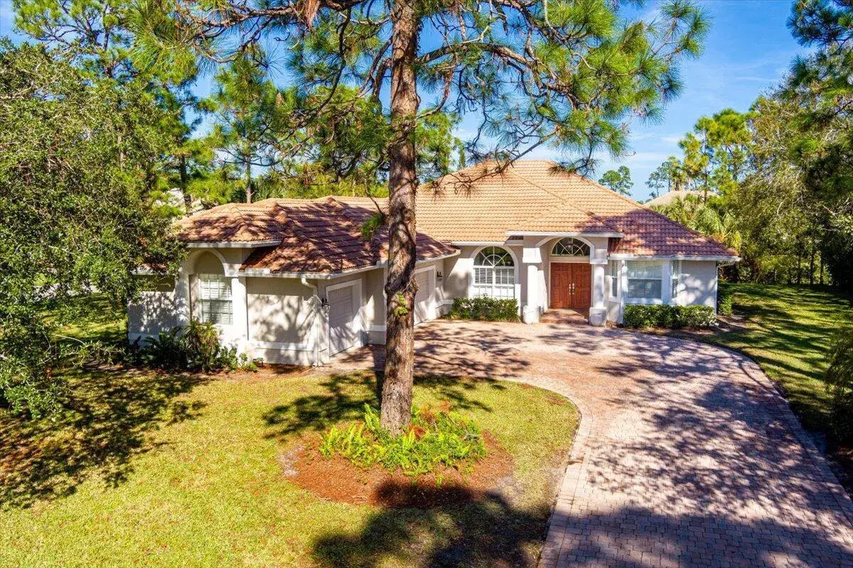 Picture of 9532 Shadow Lane Lane, Fort Pierce, FL 34951