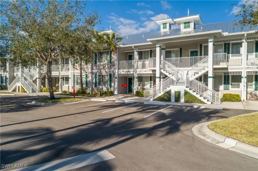 Picture of 7930 Mahogany Run Ln 814, Naples FL 34113