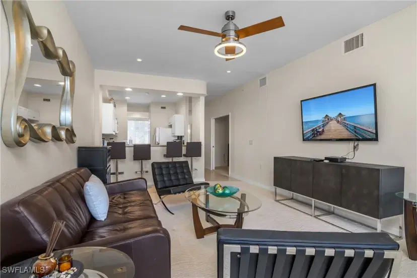 Picture of 7930 Mahogany Run Ln 814, Naples FL 34113
