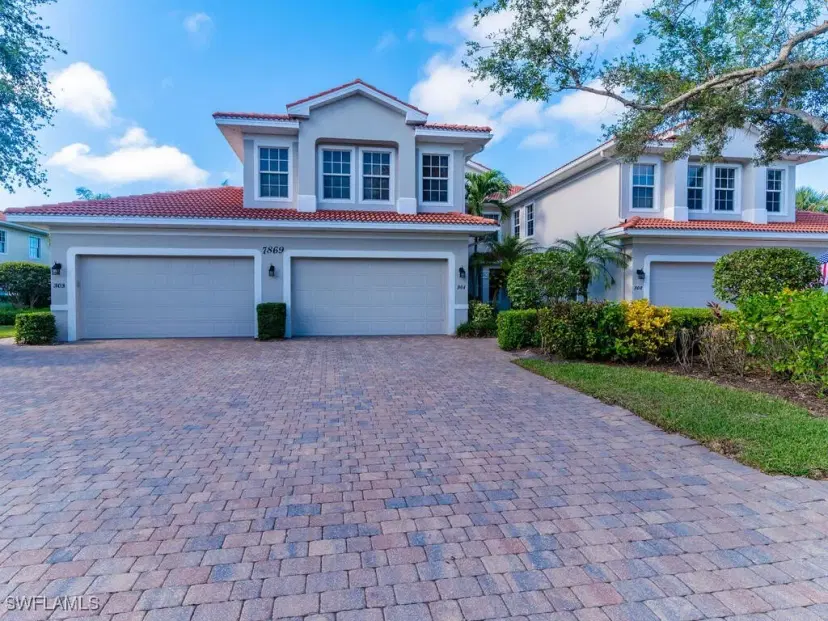 Picture of 7869 Hawthorne Dr 303, Naples FL 34113