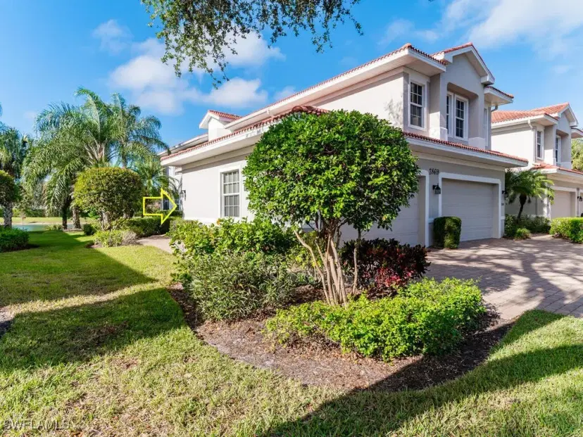 Picture of 7869 Hawthorne Dr 303, Naples FL 34113