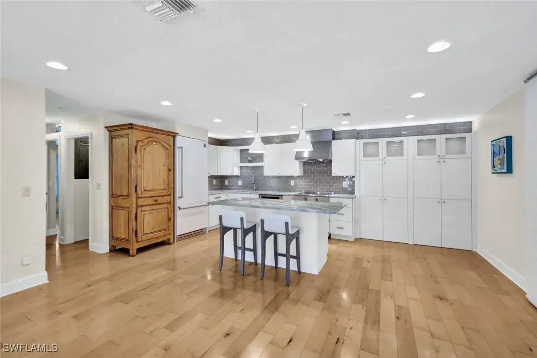 Picture of 10925 Leitner Creek Dr 124, Bonita Springs, FL 34135