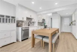 Picture of 292 Banyan Blvd 292, Naples, FL 34102