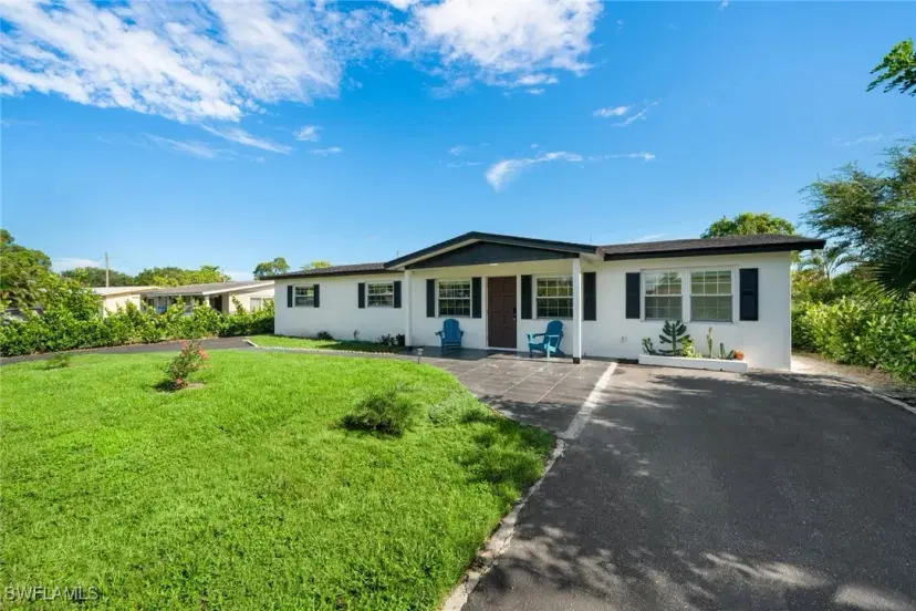 Picture of 3999 Guava Dr, Naples FL 34104
