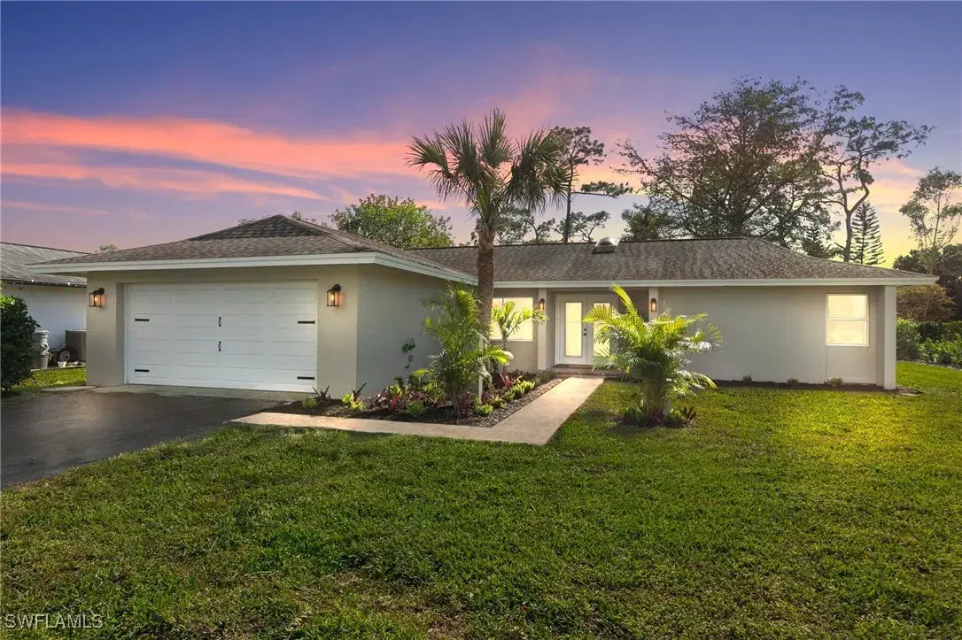 Picture of 684 Pompano Dr, Naples, FL 34110