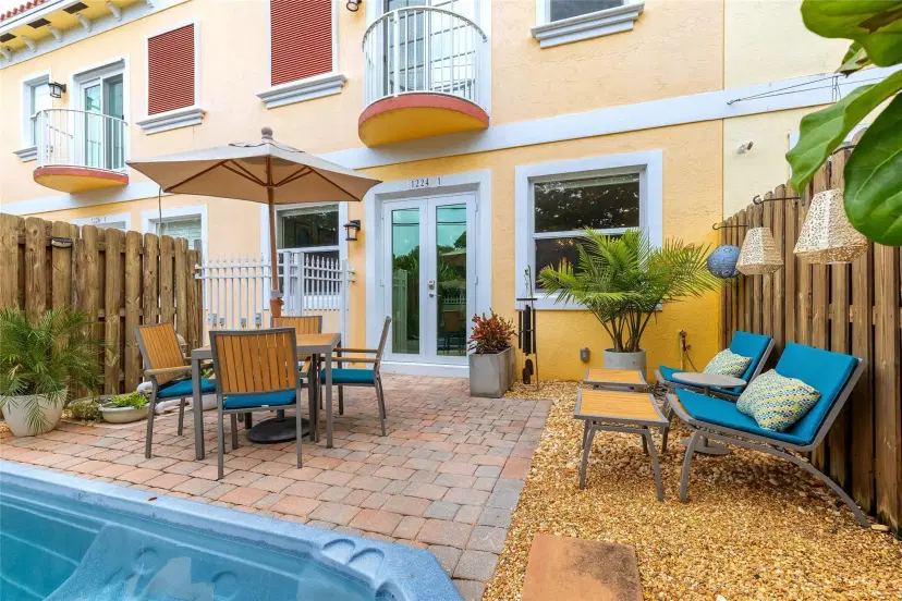 Picture of 1224 NE 18Th Ave 1, Fort Lauderdale FL 33304