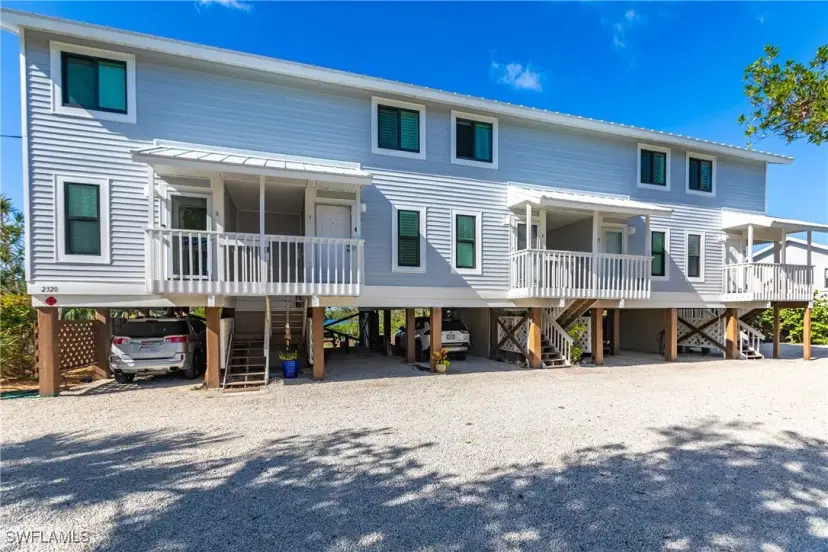 Picture of 2320 Wooster Ln 7, Sanibel FL 33957