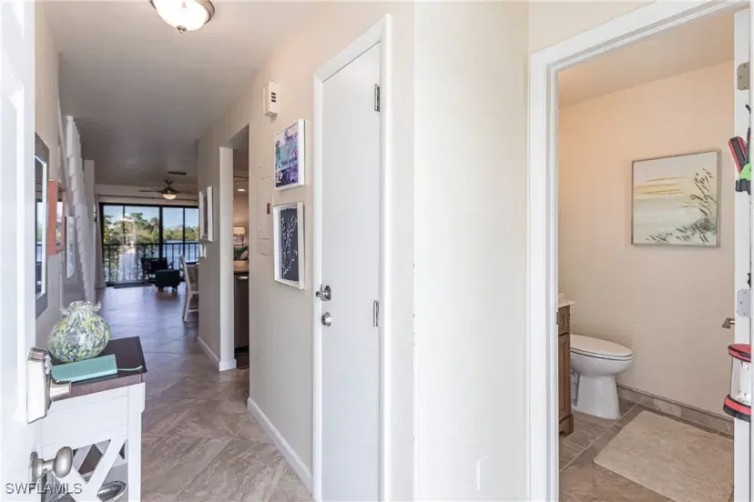 Picture of 2320 Wooster Ln 7, Sanibel FL 33957