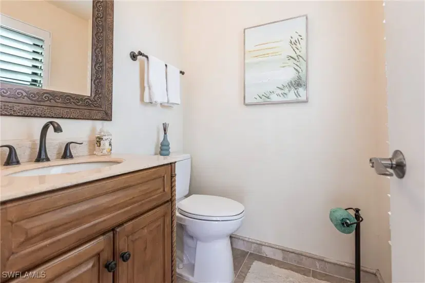 Picture of 2320 Wooster Ln 7, Sanibel FL 33957