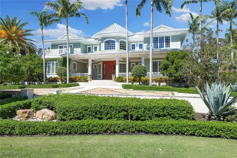 Picture of 181 4Th Ave N, Naples FL 34102