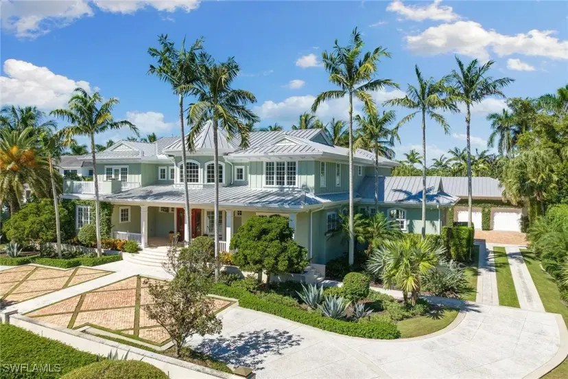 Picture of 181 4Th Ave N, Naples FL 34102