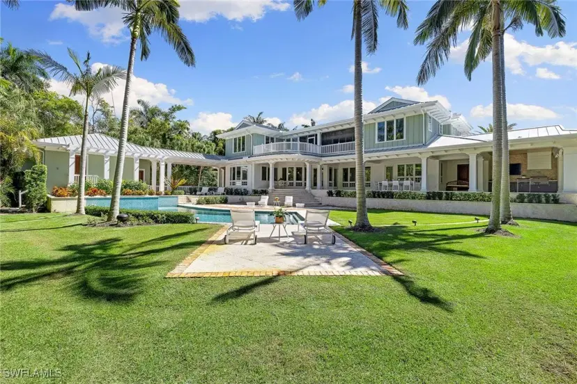 Picture of 181 4Th Ave N, Naples FL 34102