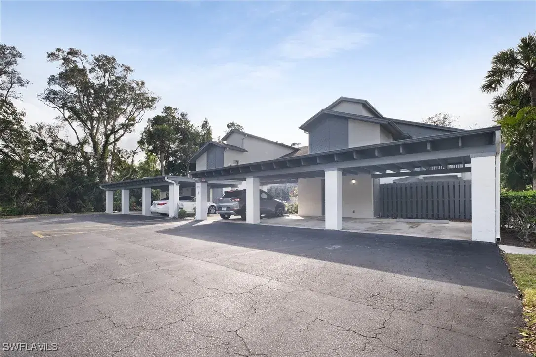 Picture of 17455 Silver Fox Dr D, Fort Myers, FL 33908