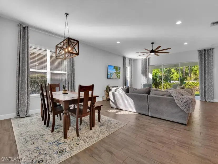 Picture of 3584 Pilot Cir, Naples FL 34120