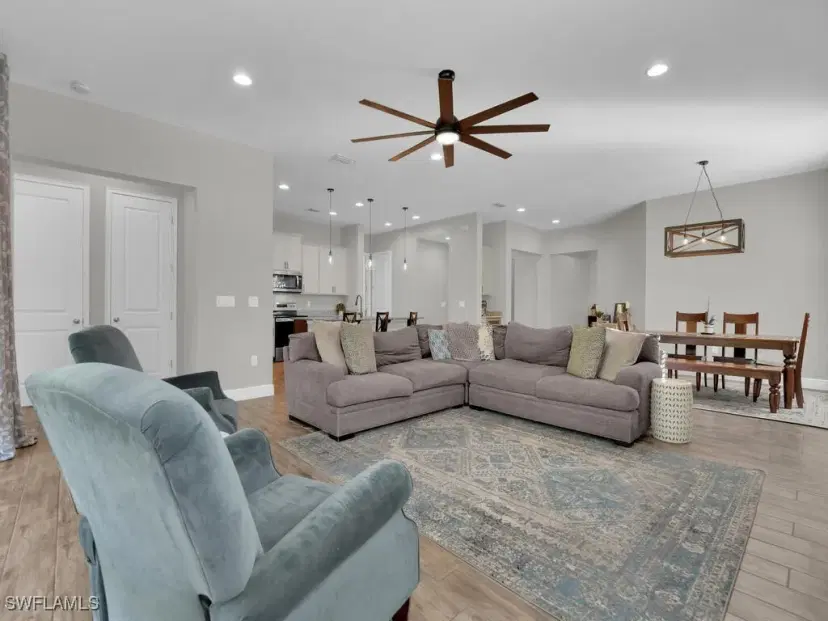 Picture of 3584 Pilot Cir, Naples FL 34120
