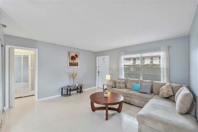 Picture of 7500 NW 5Th Ct 104, Margate FL 33063
