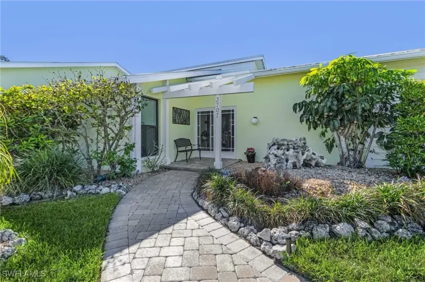 Picture of 3707 Clipper Ln, St. James City FL 33956