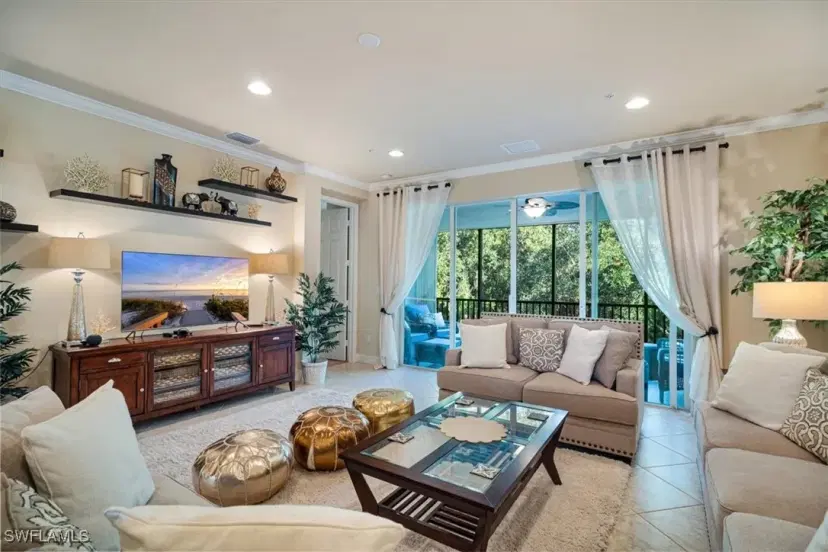 Picture of 6502 Monterey Pt 202, Naples FL 34105
