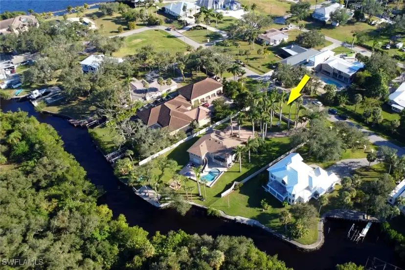 Picture of 84 Skyline Dr, North Fort Myers FL 33903