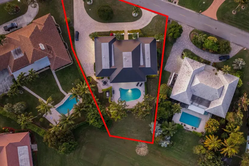 Picture of 324 Fairway Court, Atlantis FL 33462