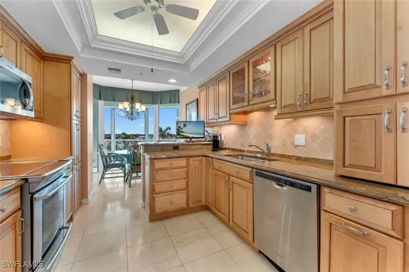 Picture of 3971 Gulf Shore Blvd N 505, Naples FL 34103