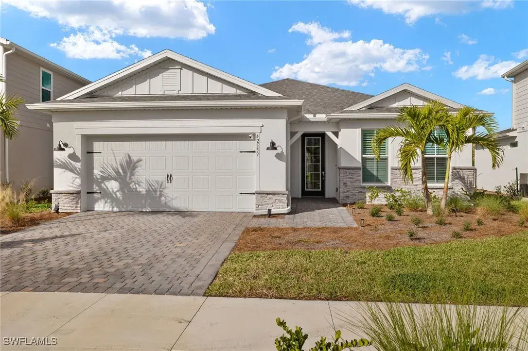 Picture of 42559 Adirondack Dr, Punta Gorda, FL 33982