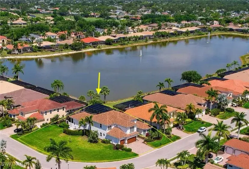 Picture of 19261 La Serena Dr, Estero FL 33967