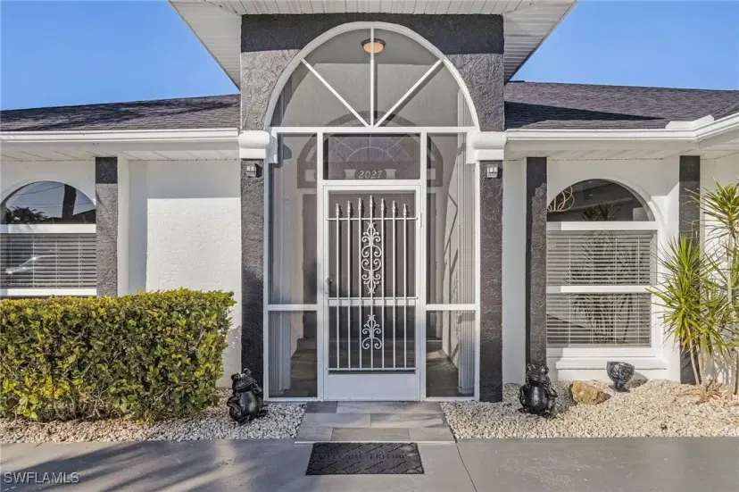 Picture of 2027 SE 21St St, Cape Coral FL 33990