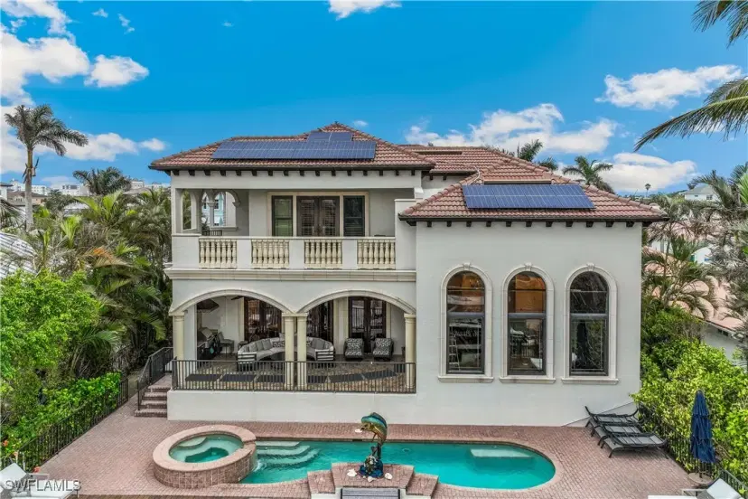 Picture of 280 Egret Ave, Naples FL 34108