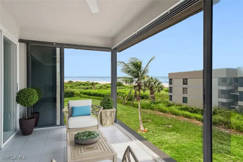Picture of 2721 W Gulf Dr 308, Sanibel FL 33957
