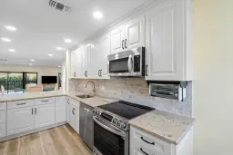 Picture of 36 Stratford Lane H, Boynton Beach, FL 33436
