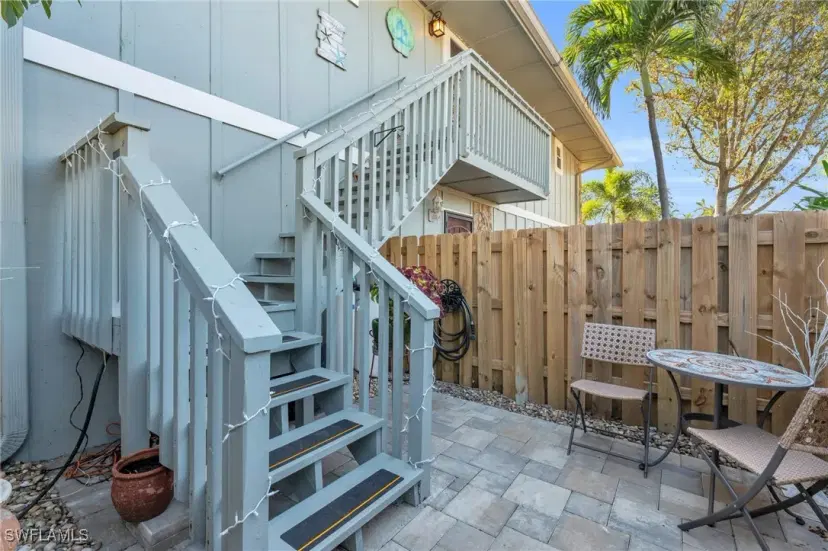 Picture of 4251 Island Cir 3, Fort Myers FL 33919