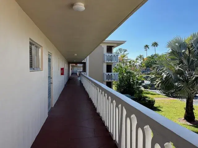 Picture of 2581 N Garden Drive 203, Lake Worth FL 33461