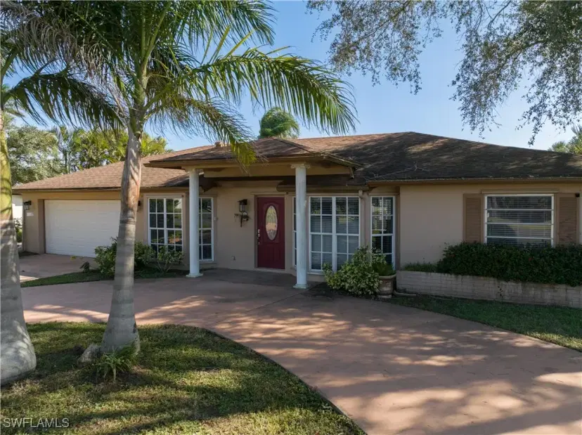 Picture of 13887 River Forest Dr, Fort Myers FL 33905