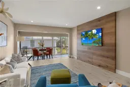 Picture of 1610 Middle Gulf Dr F7, Sanibel, FL 33957