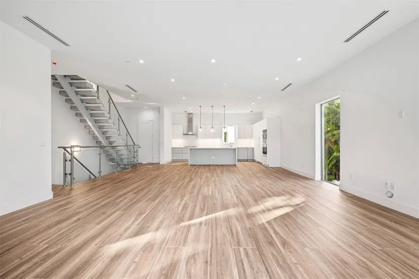 Picture of 11 SE 11Th Ave, Fort Lauderdale FL 33301