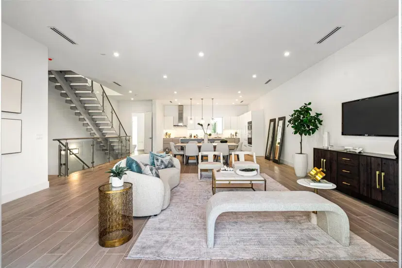 Picture of 9 SE 11Th Ave, Fort Lauderdale FL 33301
