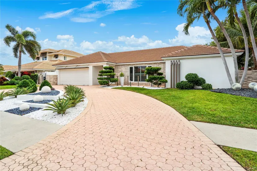 Picture of 2710 NE 47Th St, Lighthouse Point FL 33064