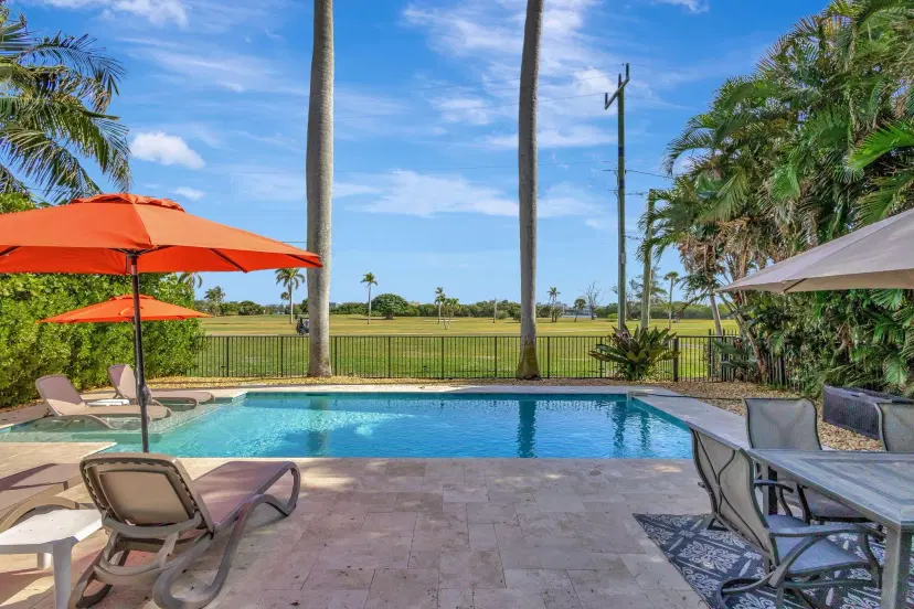 Picture of 526 N Lakeside Drive, Lake Worth Beach FL 33460