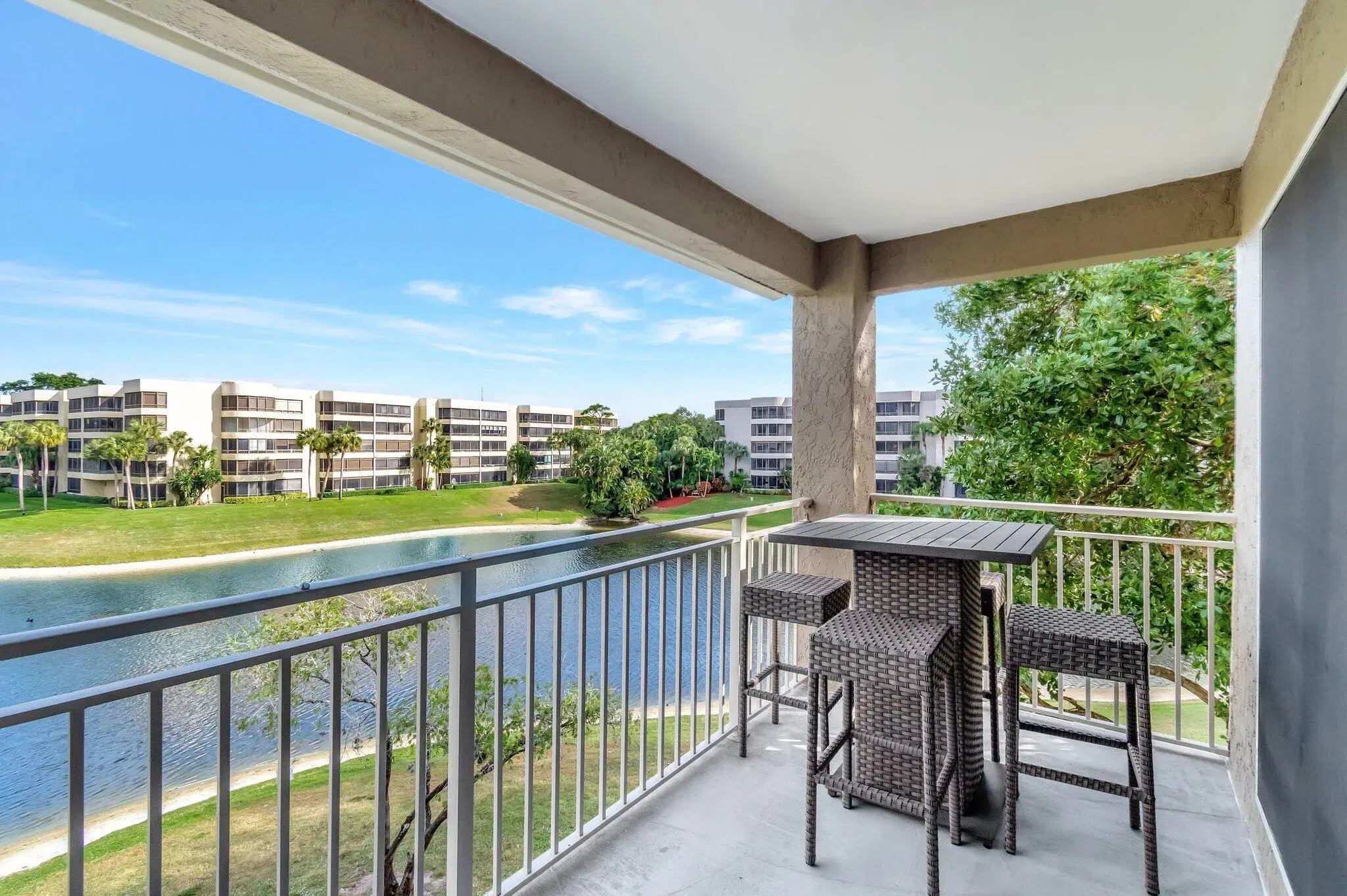 Picture of 1865 Palm Cove Boulevard 9-304, Delray Beach, FL 33445