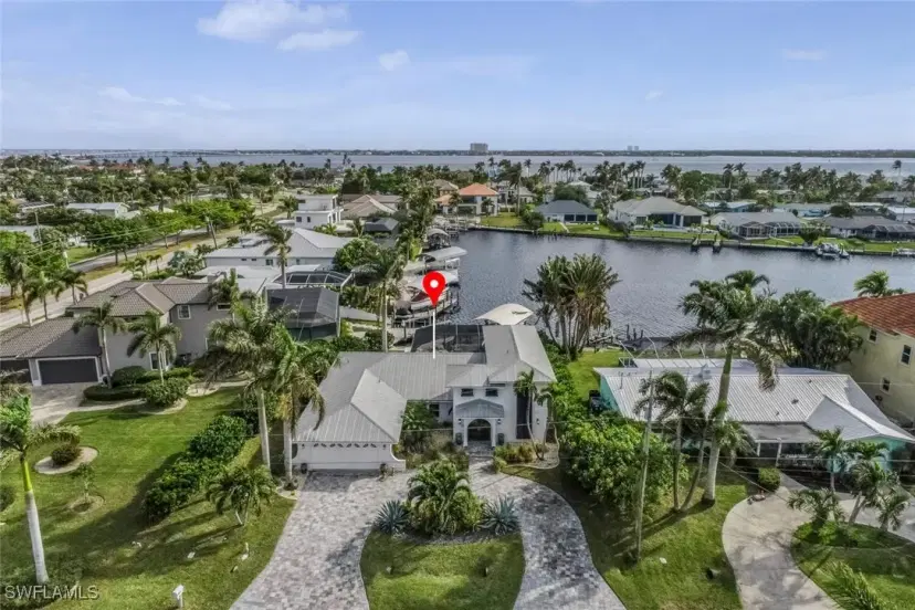 Picture of 5307 Malibu Ct, Cape Coral FL 33904