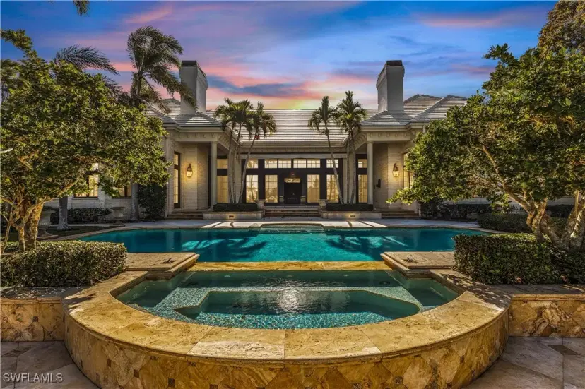 Picture of 899 Nelsons Walk, Naples FL 34102