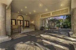 Picture of 899 Nelsons Walk, Naples, FL 34102
