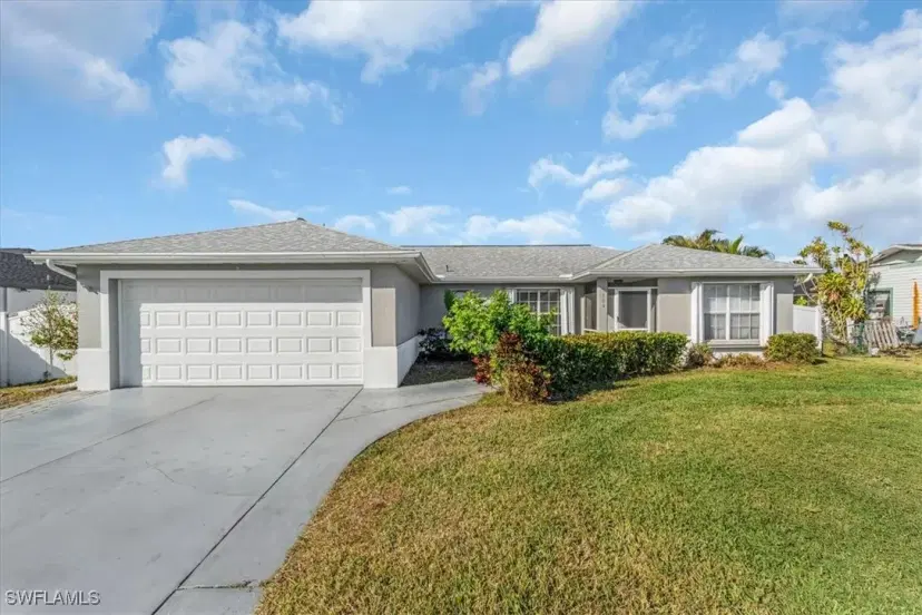 Picture of 1704 NW 3Rd Ave, Cape Coral FL 33993
