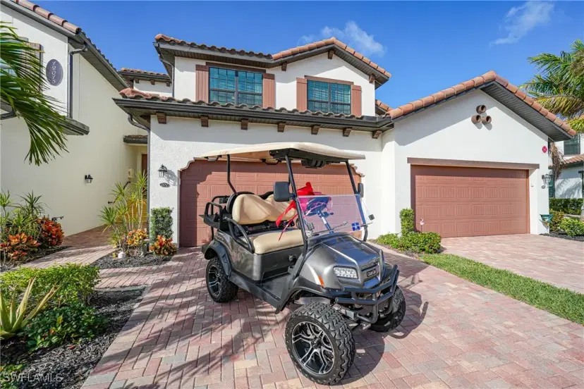 Picture of 12015 Hawthorn Lake Dr 202, Fort Myers FL 33913