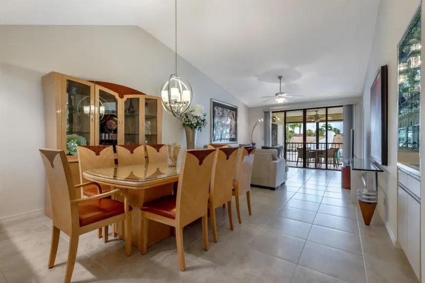 Picture of 7485 Glendevon Lane 1107, Delray Beach FL 33446