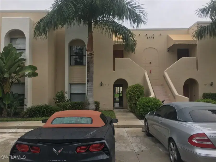 Picture of 3324 Olympic Dr 313, Naples FL 34105