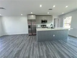 Picture of 942 Gregory St E, Lehigh Acres, FL 33974