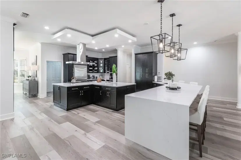 Picture of 5791 Shady Oaks Ln, Naples FL 34119