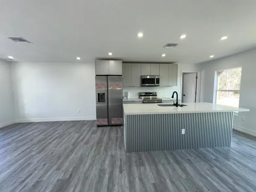 Picture of 942 Gregory Street E, Lehigh Acres FL 33974